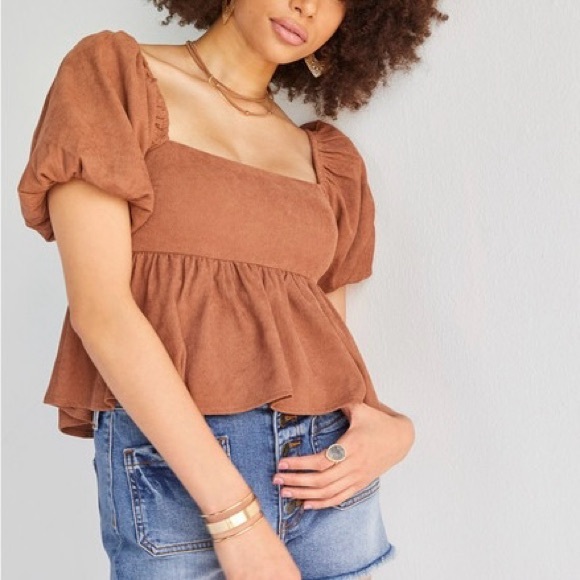 ✨Brand New✨ Francesca’s Margot Corduroy Bow Back Top - Picture 1 of 7